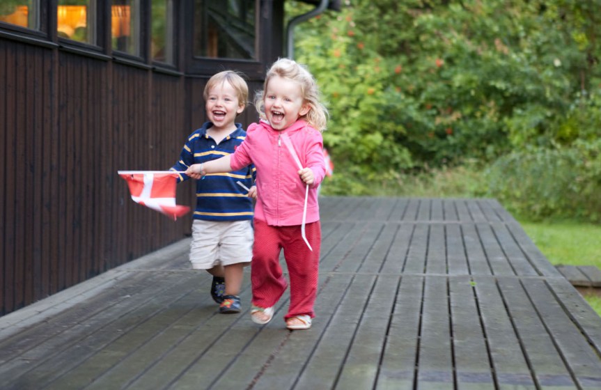 10 რამ შვილის შესახებ, რაზეც არავინ გვაფრთხილებს 10 რამ შვილის შესახებ, რაზეც არავინ გვაფრთხილებს