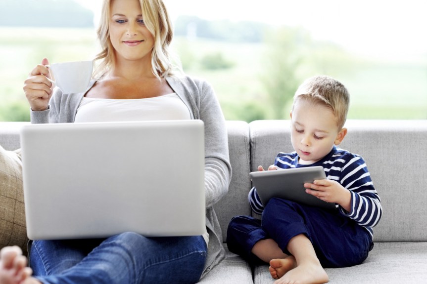 10 რამ შვილის შესახებ, რაზეც არავინ გვაფრთხილებს 10 რამ შვილის შესახებ, რაზეც არავინ გვაფრთხილებს